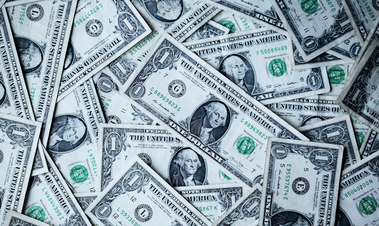 Who Pays for a Funeral? Understanding Financial Responsibility