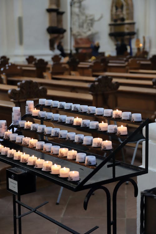 Muslim Funerals in the UK: Traditions, Customs & Arrangements