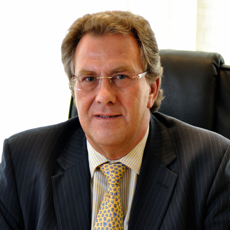 Simon A. Truelove, Dip.FD.