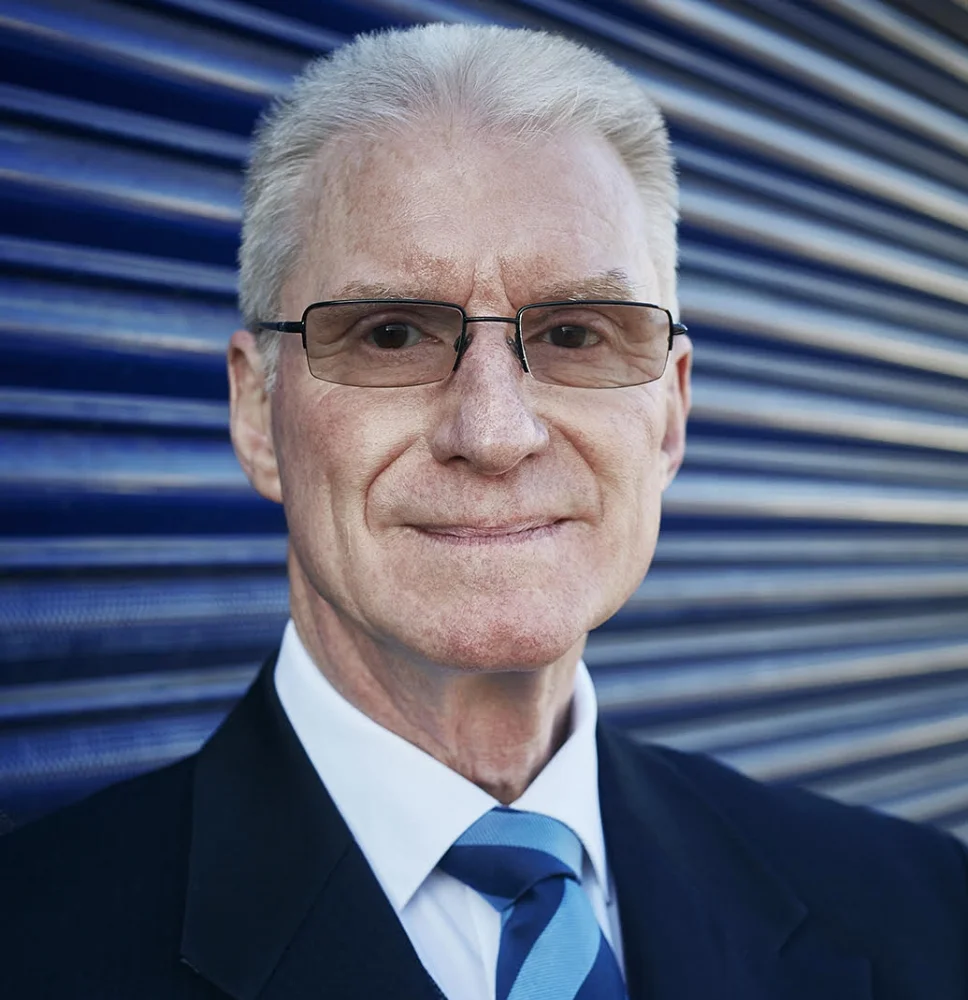 Robert Davies